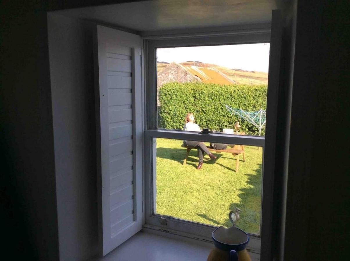 Quaint And Quirky Former Crofters Cottage In Port Ellen Eksteriør billede