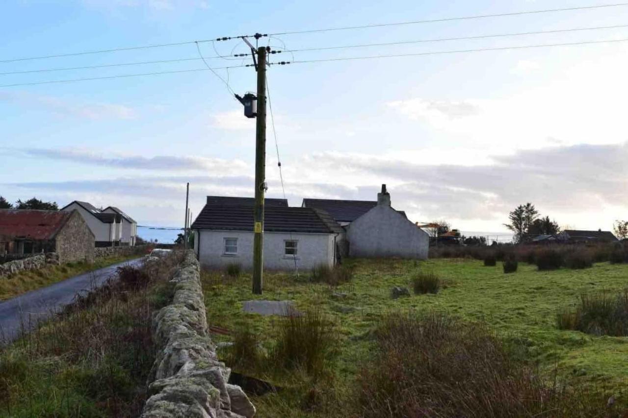 Quaint And Quirky Former Crofters Cottage In Port Ellen Eksteriør billede